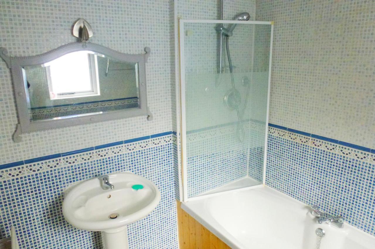 רוסטרבור Enchanting One Bed Split-Level Cottage מראה חיצוני תמונה